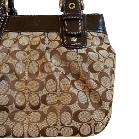 Coach Signature "C" Soho Pleated Shoulder Bag Brown Logo Jacquard Canvas 2010s - Picture 2 of 12